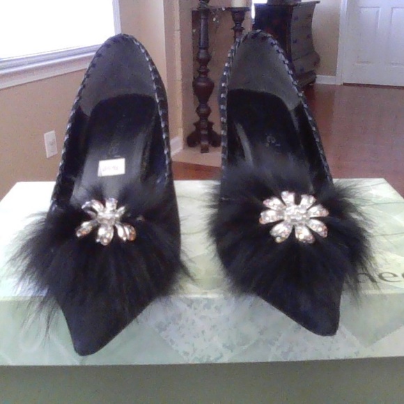 J. Renee’Suede 2 1/2” Heels - Picture 1 of 6